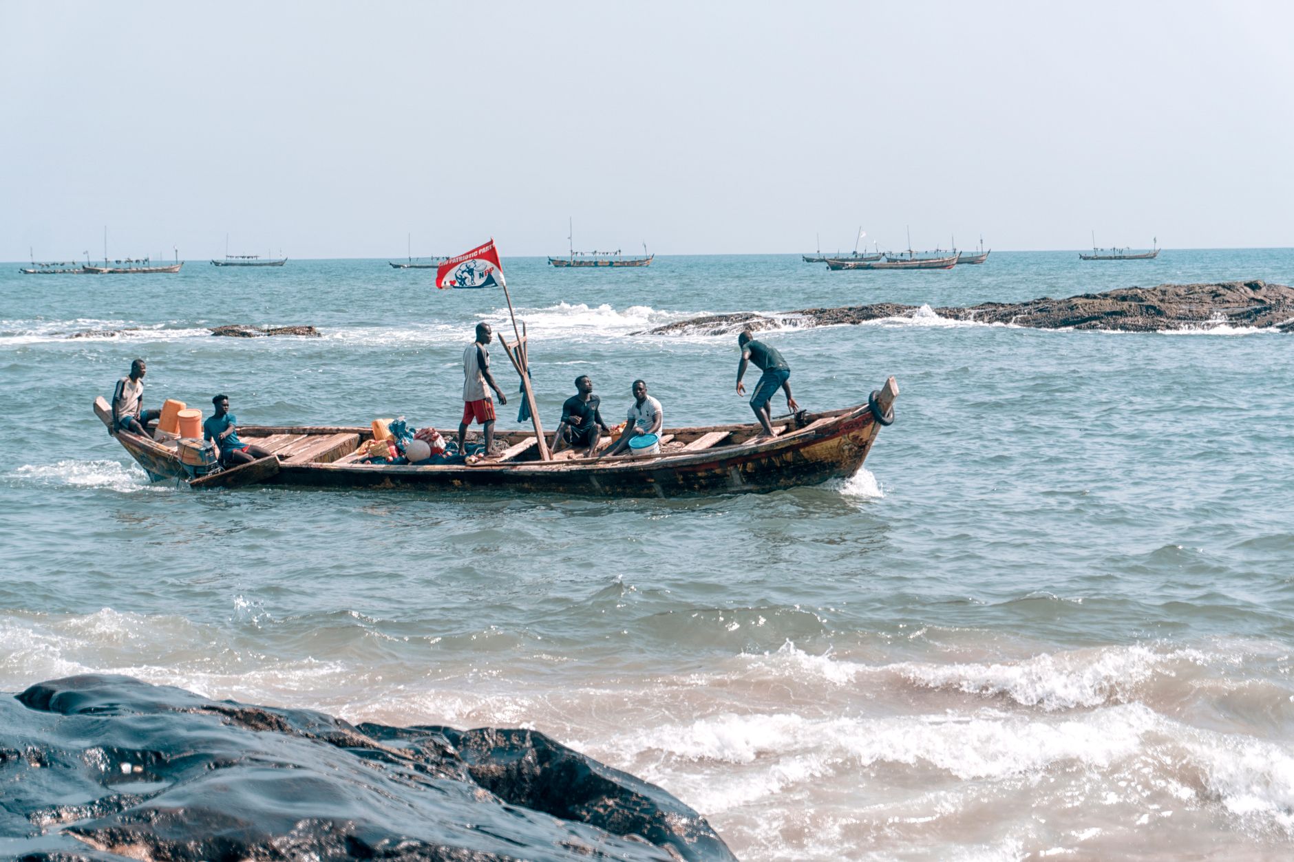 Moody's Keeps Ghana at Caa1, Upgrades Outlook to Positive