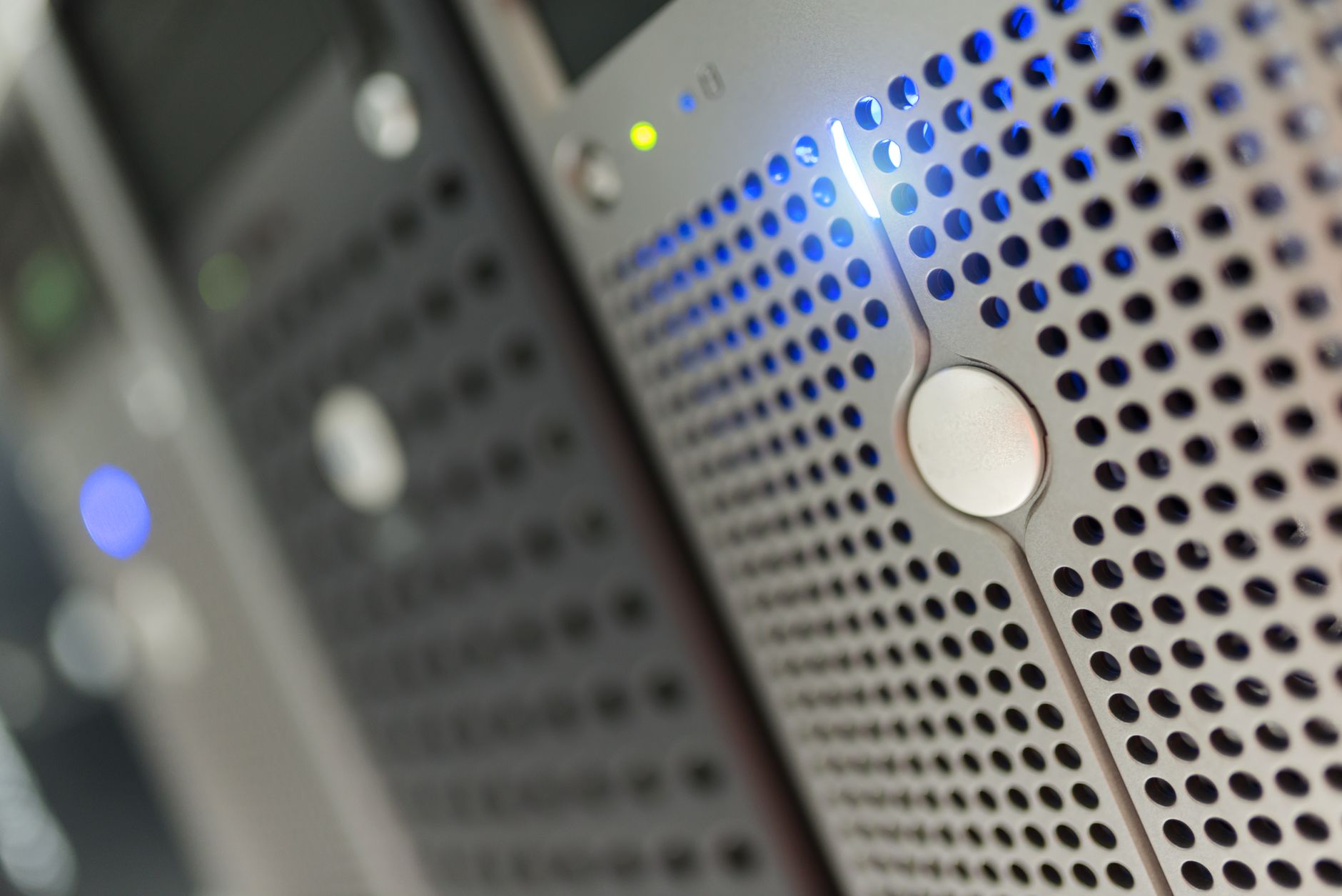 Iran Strikes on AWS Data Centers Boost China's Gulf Cloud Ambitions