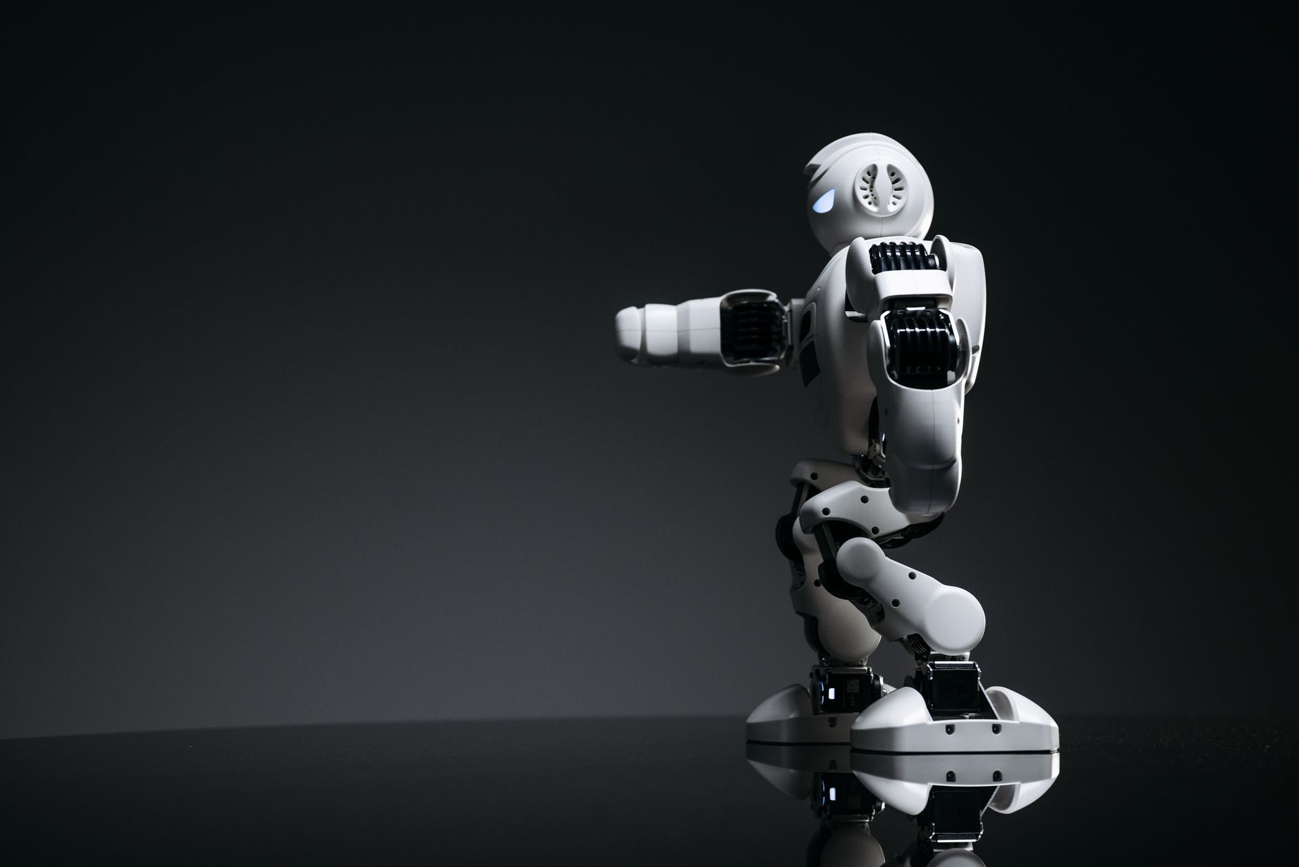 AI Infrastructure Emerges Outside Silicon Valley Due to Compute Scarcity