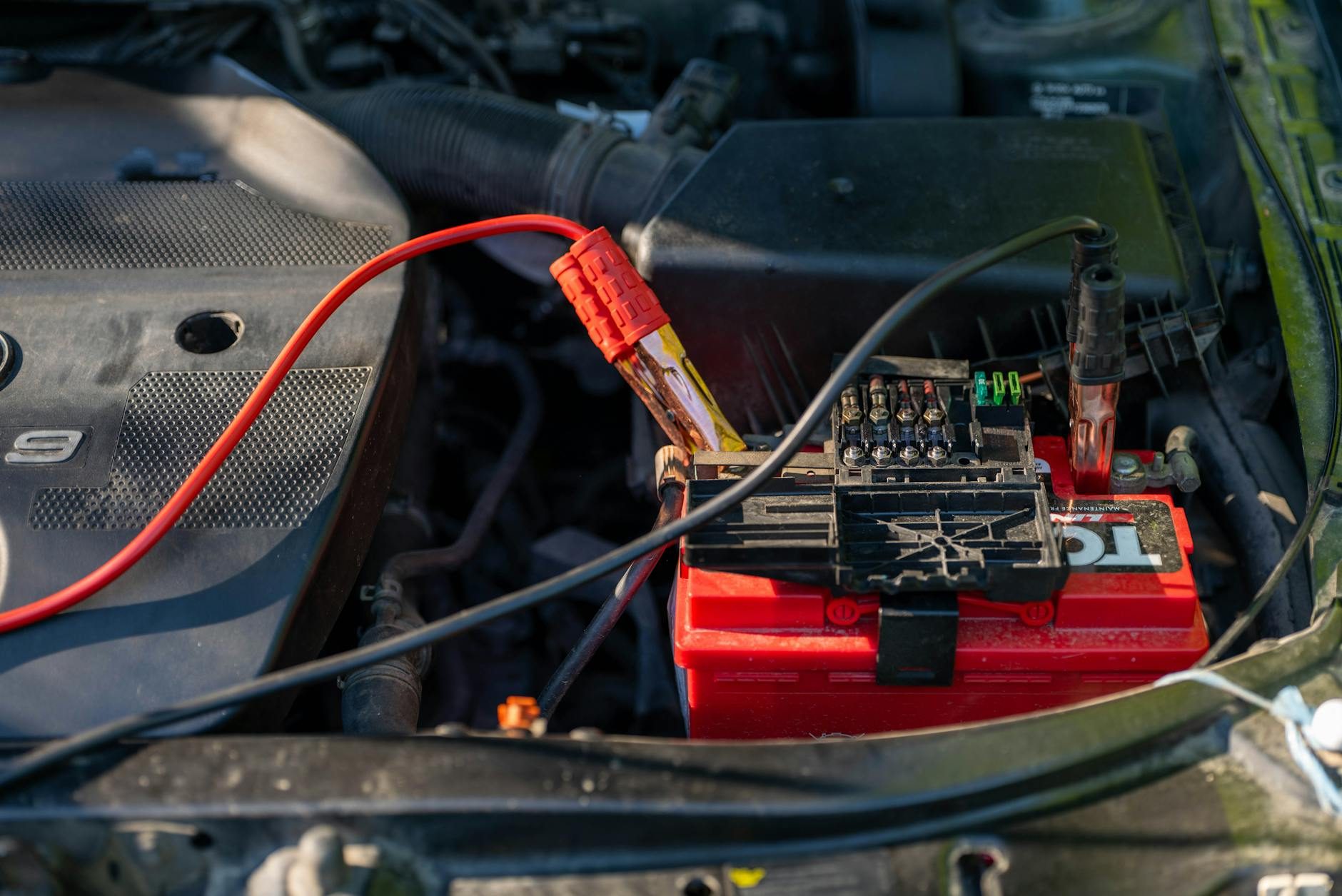 Battery Dying Too Fast? 17 Tips That Actually Extend Battery Life