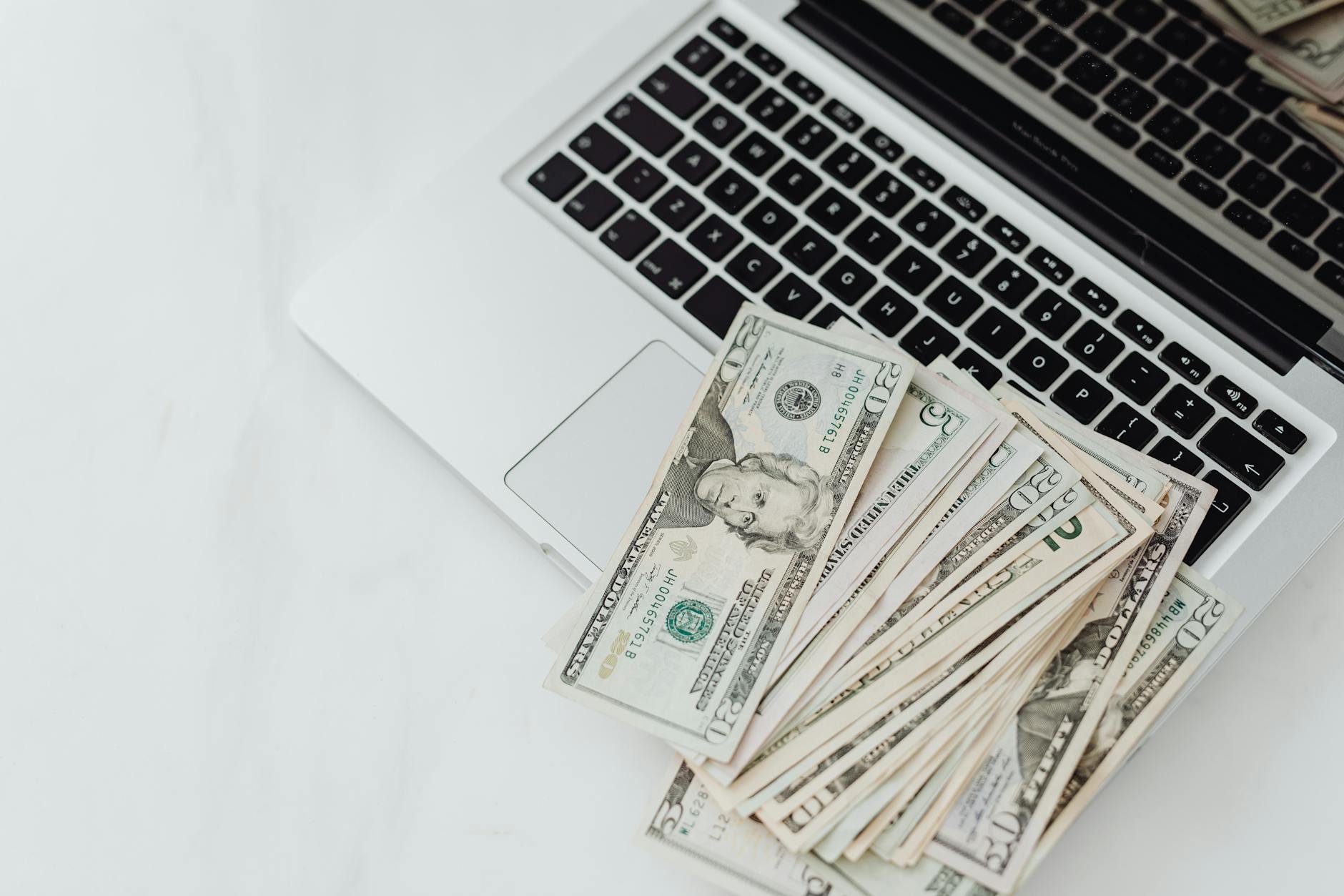 Real talk about affiliate marketing for tech blogs — what actually works vs what sounds good