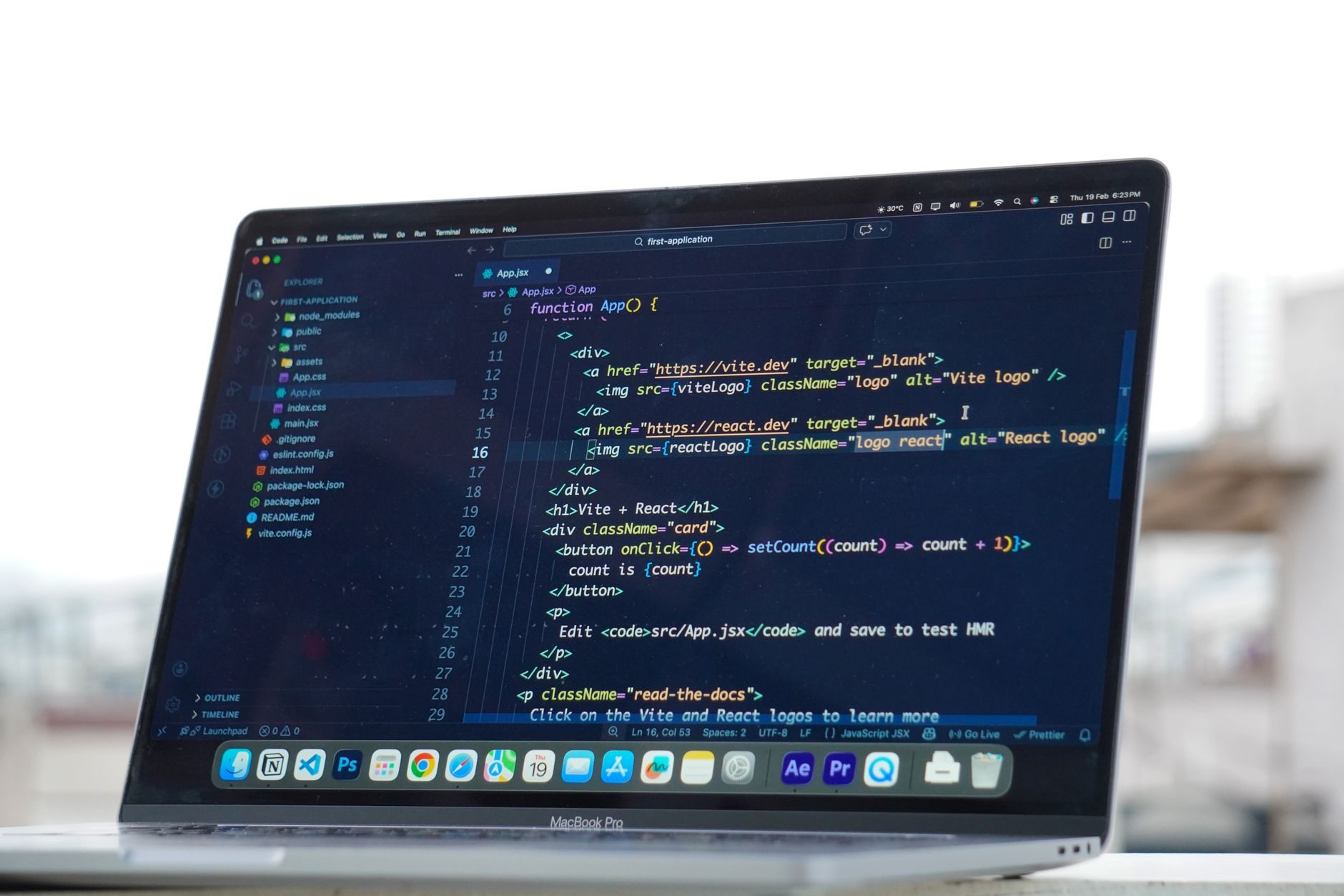 How to Build a Developer Portfolio That Hiring Managers Actually Look At