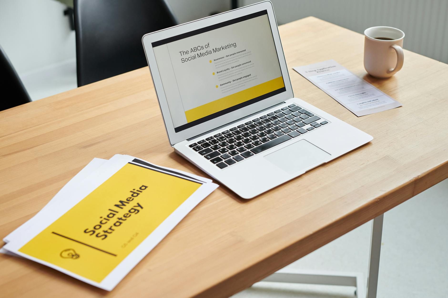 Build a Personal Brand That Opens Every Door (2026 Playbook)