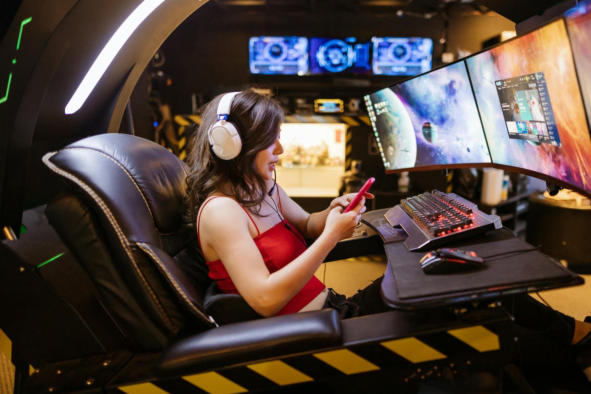 PC vs Console vs Mobile Gaming in Africa — Which Platform Makes Sense in 2026