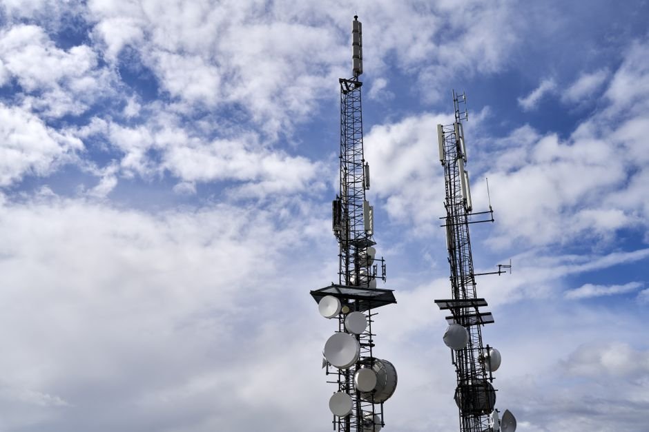 Amazon Seeks Kenya Ground Station Approval to Challenge Starlink